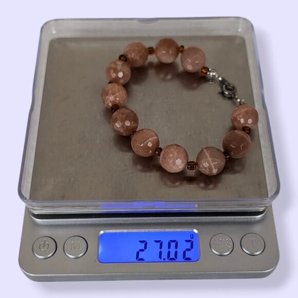 V. Peach Moonstone Beaded Bracelet - Picture 5 of 5